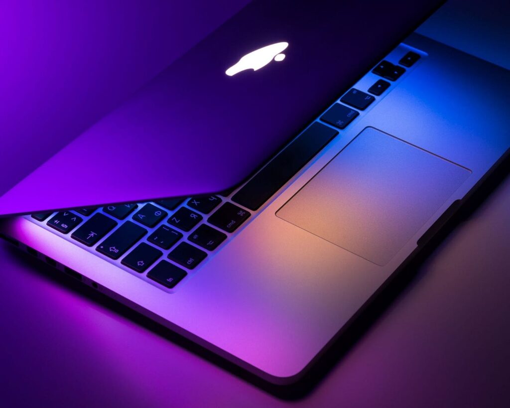 The Best Apple Mac Book Laptops for Professionals